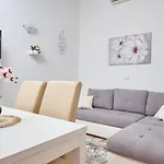 Lumi Rogoznica (Sibenik-Knin)